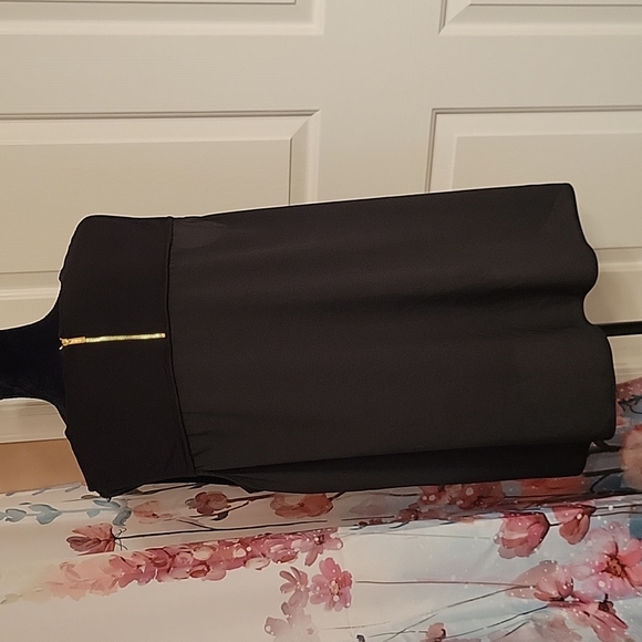 Calvin Klien top Size 1x zipper in back dressy or casual - Picture 4 of 7